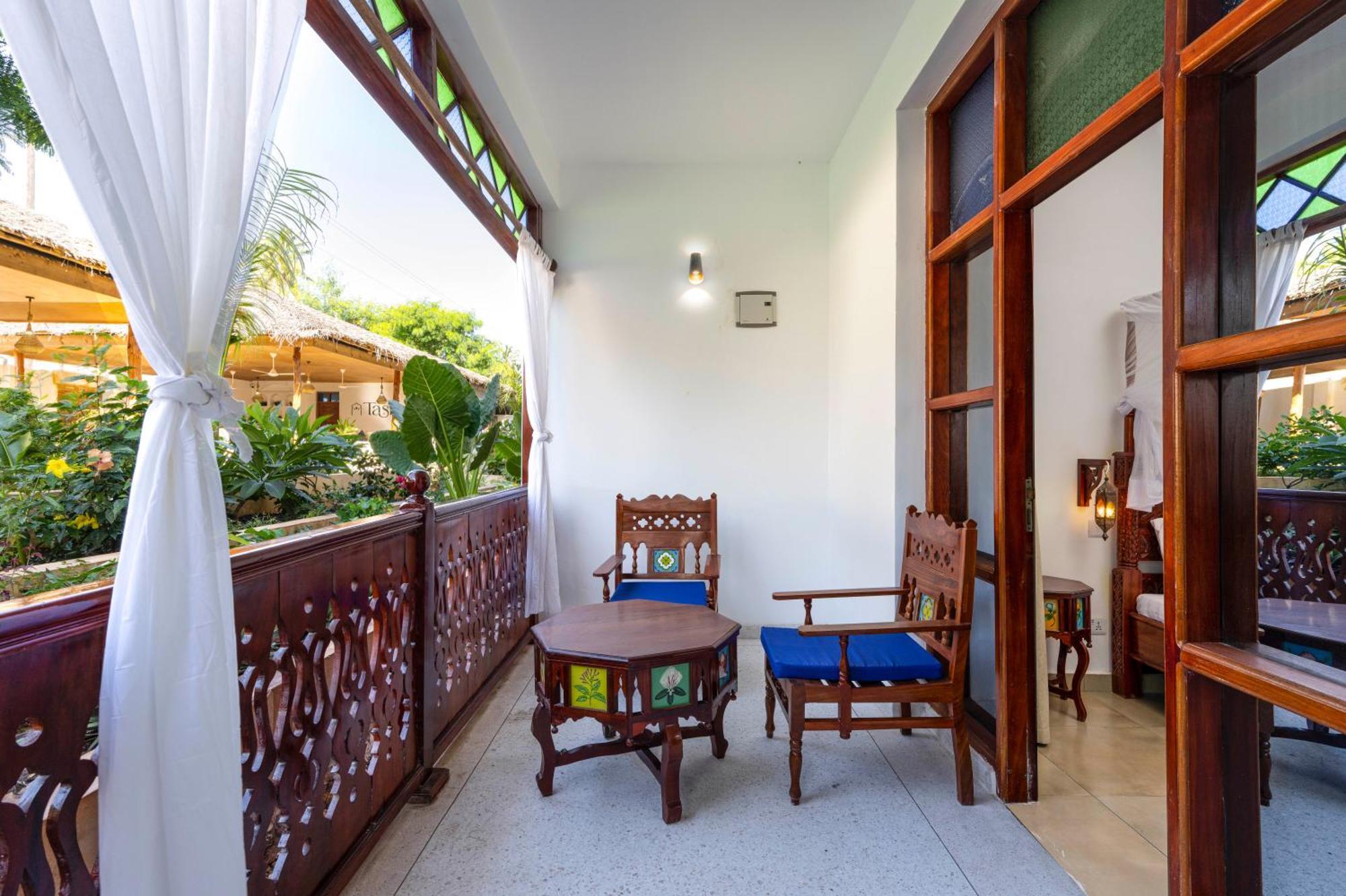 Tasneem Islamic Luxury Suites Jambiani  Exterior photo